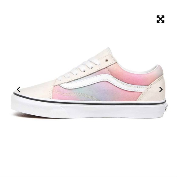 Vans Aura Shift Old Skool Shoes. Not worn just didn’t reach for them. Beautiful - Picture 3 of 8